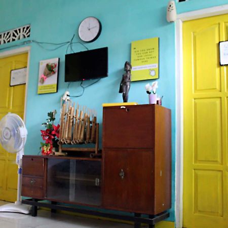 Rumah Teman Backpacker Semarang Exteriör bild