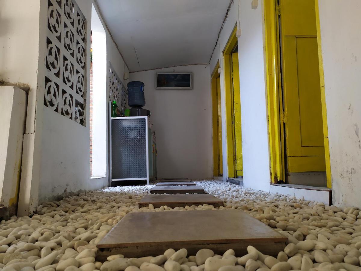 Rumah Teman Backpacker Semarang Exteriör bild